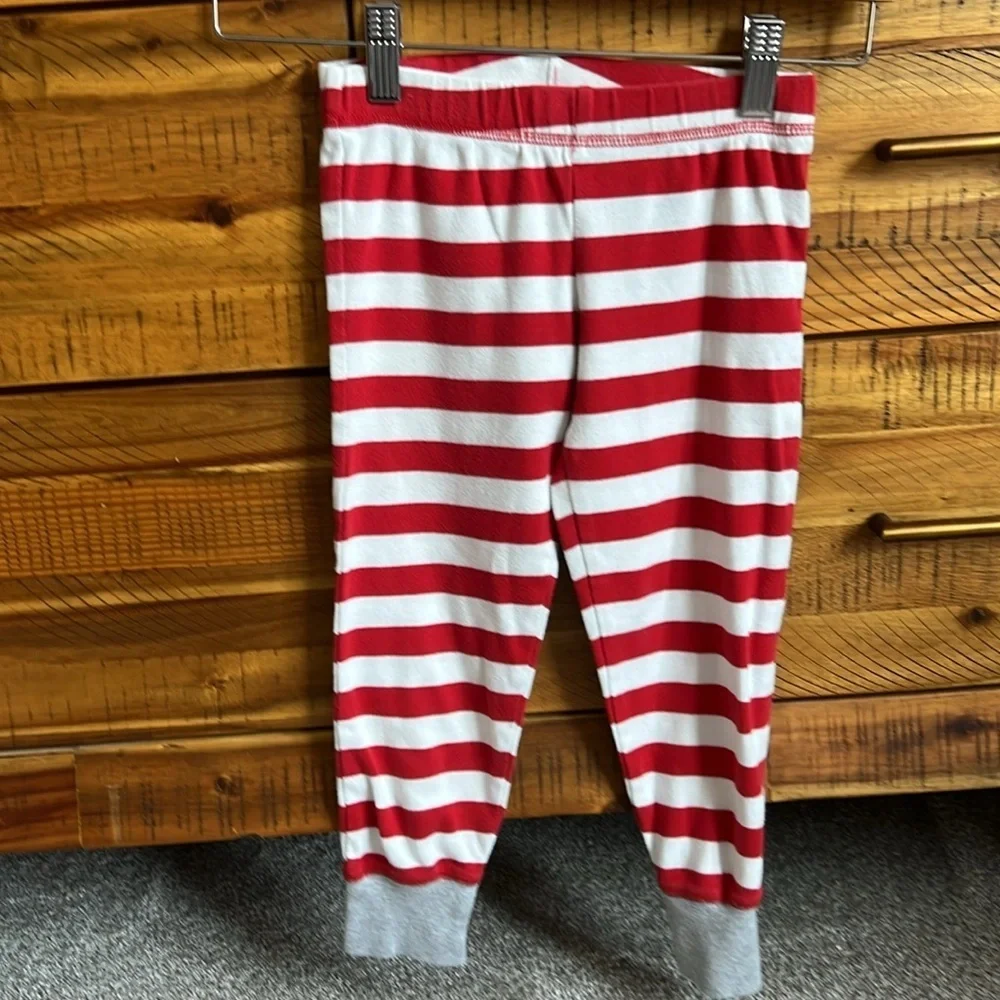 Mini Boden Boys Christmas Pajamas Festive Blue and Red Kids Pajamas 🎅🏼🌲